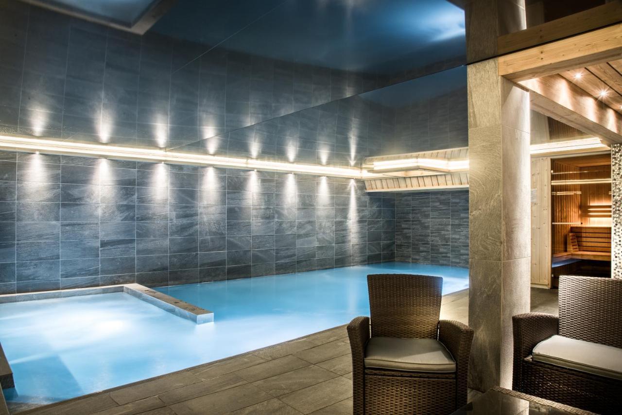 Aparthotel Les Cimes 5*